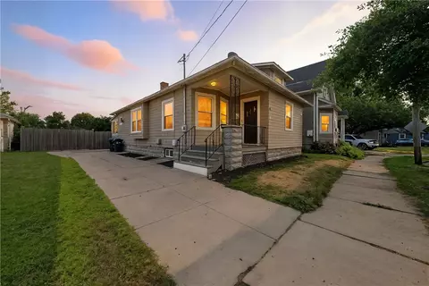 168 Rutherglen Ave, Providence, RI 02907