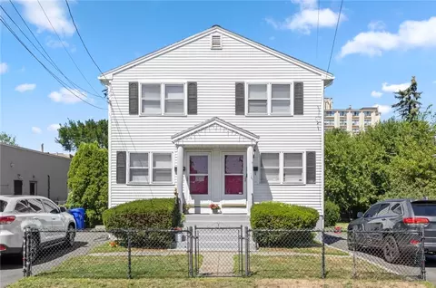 12 Parsons St, East Providence, RI 02914