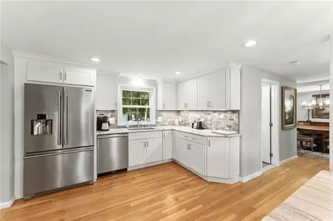 121 Hedgerow Dr, Warwick, RI 02886 photo 10