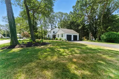 121 Hedgerow Dr, Warwick, RI 02886 photo 42