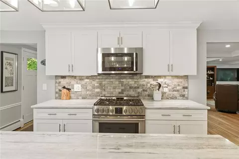 121 Hedgerow Dr, Warwick, RI 02886 photo 7