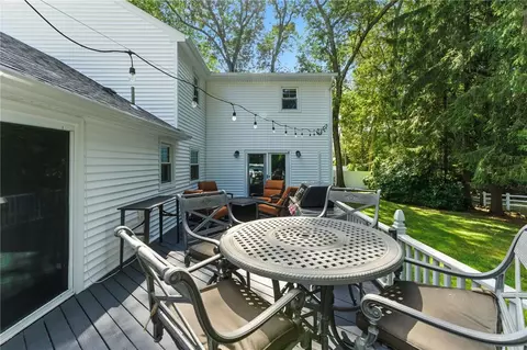 121 Hedgerow Dr, Warwick, RI 02886 photo 48
