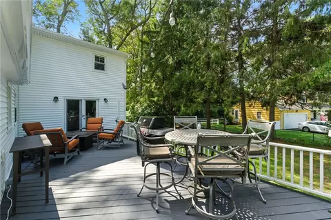 121 Hedgerow Dr, Warwick, RI 02886 photo 49