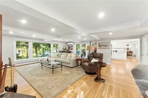 121 Hedgerow Dr, Warwick, RI 02886 photo 24