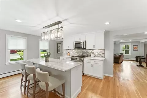 121 Hedgerow Dr, Warwick, RI 02886 photo 13