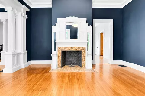 Living - 28 Elm St, Westerly, RI 02891 photo 6 of 13