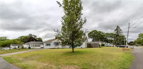 Exterior - 143 Duncan Rd, Warwick, RI 02886 photo 4 of 5