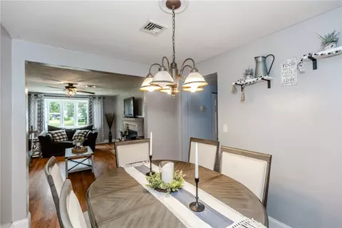 Dining - 143 Duncan Rd, Warwick, RI 02886 photo 2 of 3