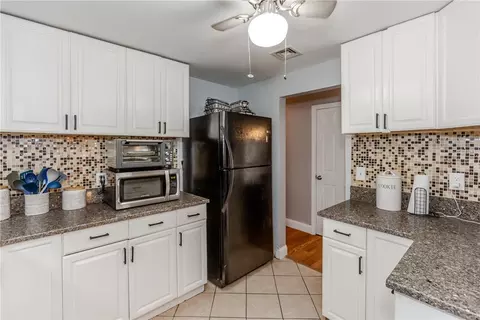 Kitchen - 143 Duncan Rd, Warwick, RI 02886 photo 3 of 6