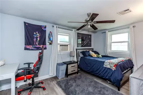 Bedroom - 143 Duncan Rd, Warwick, RI 02886 photo 1 of 6