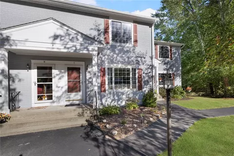5 Eagle Run #C, East Greenwich, RI 02818