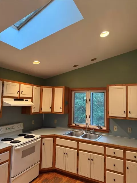 Kitchen - 127 Killingly Rd, Foster, RI 02825 photo 1 of 2
