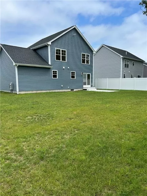 18 Red Maple Ln, Warwick, RI 02886 photo 37
