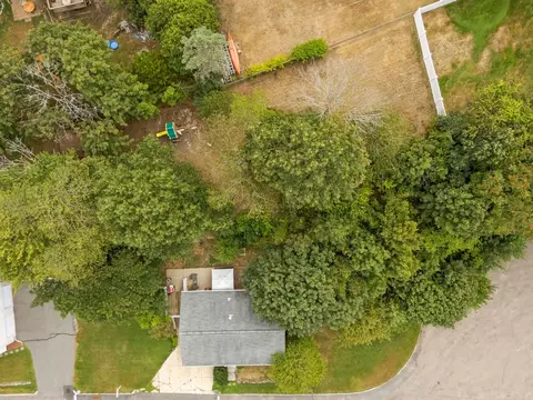View/Area - 68 Arland Ct, Woonsocket, RI 02895 photo 1 of 5