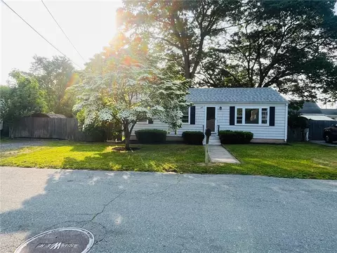 Exterior - 100 Kenneth Ave, Warwick, RI 02889 photo 4 of 4