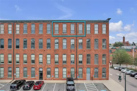 589 Atwells Ave #4A, Providence, RI 02909