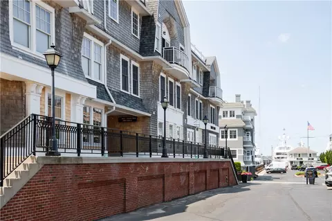 10 Brown Howard #104, Newport, RI 02840