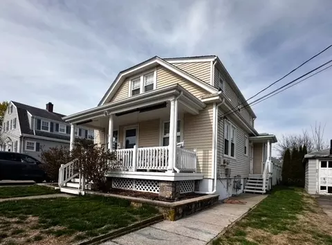 29 George St, Westerly, RI 02891