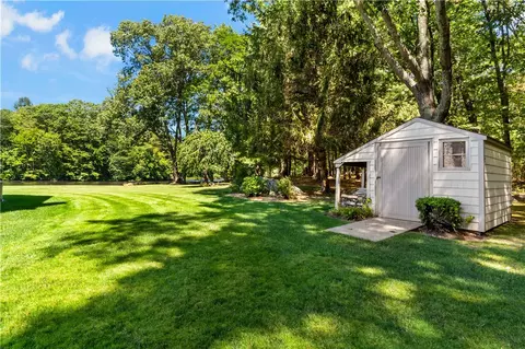 Exterior - 14 Dawn Ln, Coventry, RI 02816 photo 4 of 12
