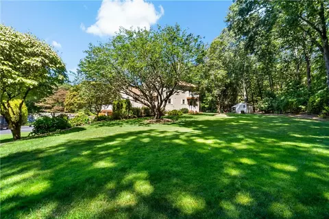 Exterior - 14 Dawn Ln, Coventry, RI 02816 photo 5 of 12