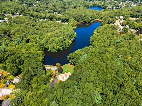 View/Area - 14 Dawn Ln, Coventry, RI 02816 photo 9 of 12