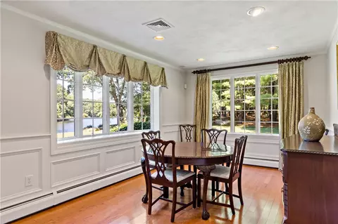 Dining - 14 Dawn Ln, Coventry, RI 02816 photo 2 of 3