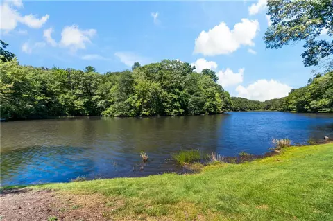 View/Area - 14 Dawn Ln, Coventry, RI 02816 photo 6 of 12
