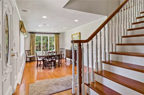 Entry Way - 14 Dawn Ln, Coventry, RI 02816 photo 2 of 2
