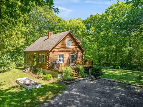 450 Franklin Rd, Coventry, RI 02816 photo 5