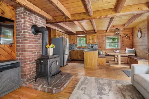 450 Franklin Rd, Coventry, RI 02816 photo 16