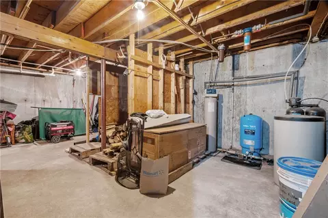 450 Franklin Rd, Coventry, RI 02816 photo 29