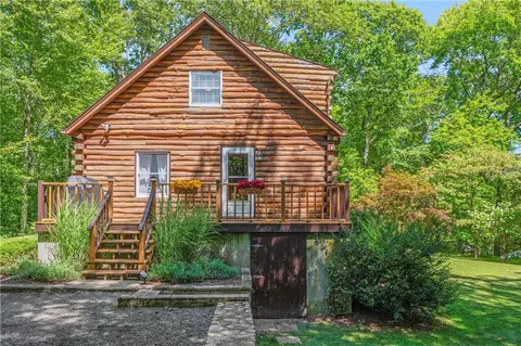 450 Franklin Rd, Coventry, RI 02816 photo 6