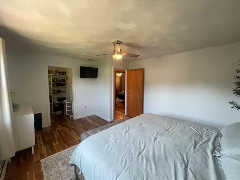 Bedroom - 144 Vernon St, Warwick, RI 02889 photo 3 of 7