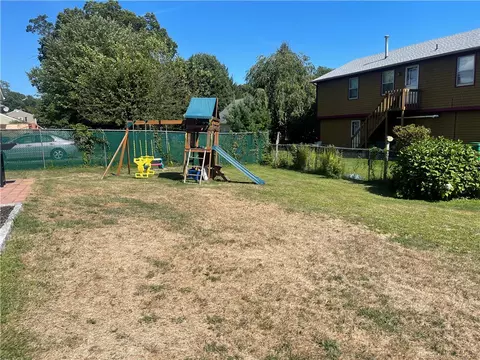 Exterior - 144 Vernon St, Warwick, RI 02889 photo 3 of 5