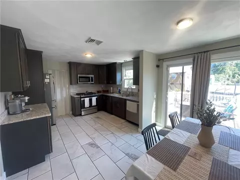 Kitchen - 144 Vernon St, Warwick, RI 02889 photo 1 of 4