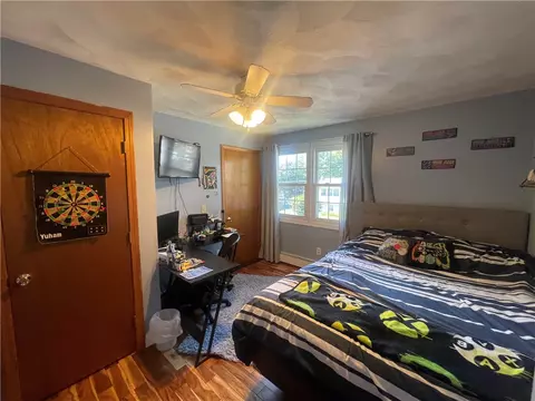 Bedroom - 144 Vernon St, Warwick, RI 02889 photo 7 of 7