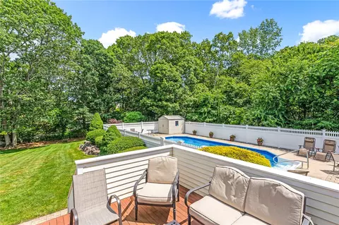 11 Hamilton Rd, Westerly, RI 02891 photo 9