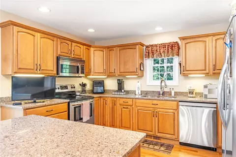 11 Hamilton Rd, Westerly, RI 02891 photo 37