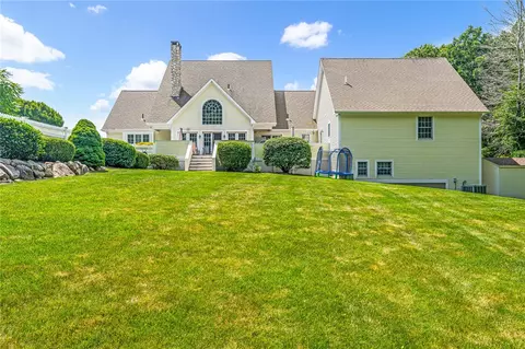 11 Hamilton Rd, Westerly, RI 02891 photo 6