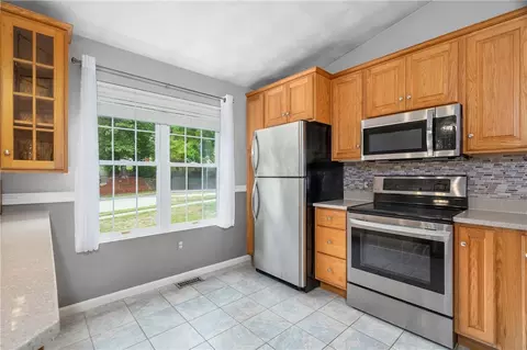 16 Walker Ln, Coventry, RI 02816 photo 15