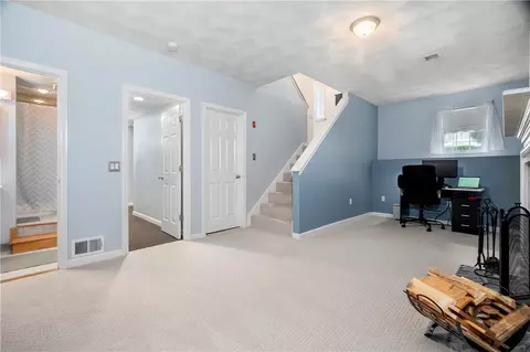 16 Walker Ln, Coventry, RI 02816 photo 23