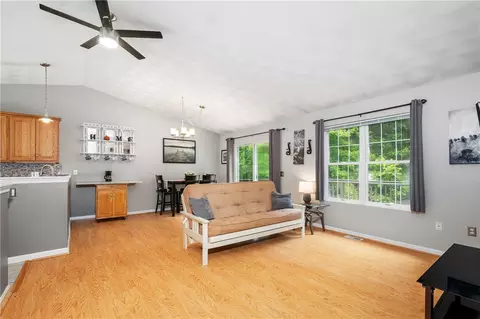 16 Walker Ln, Coventry, RI 02816 photo 7