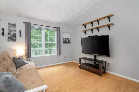 16 Walker Ln, Coventry, RI 02816 photo 10