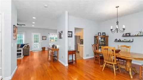 Entry Way - 45 Cobblestone Ter, Coventry, RI 02816 photo 3 of 8