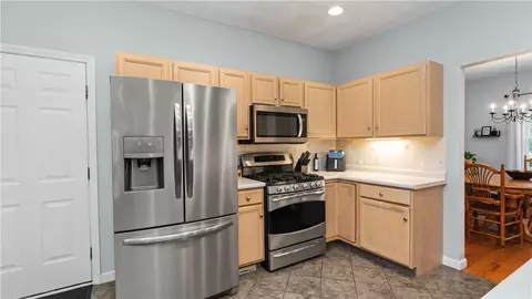 Kitchen - 45 Cobblestone Ter, Coventry, RI 02816 photo 2 of 4