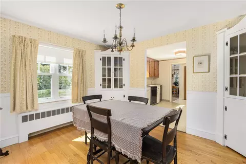 Dining - 169 Lansdowne Rd, Warwick, RI 02888 photo 1 of 3