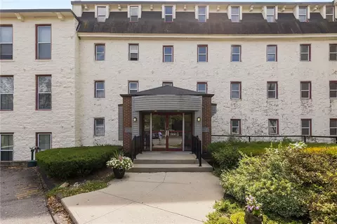 494 Woonasquatucket Ave #208, North Providence, RI 02911