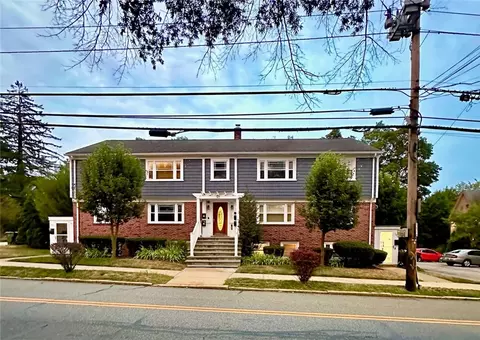 145 Butler Ave #1S, Providence, RI 02906