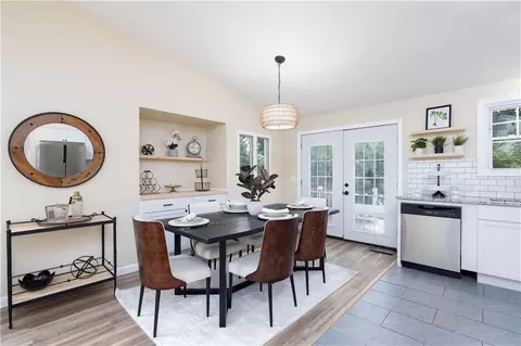 Dining - 259 Buttonwoods Ave, Warwick, RI 02886 photo 1 of 2