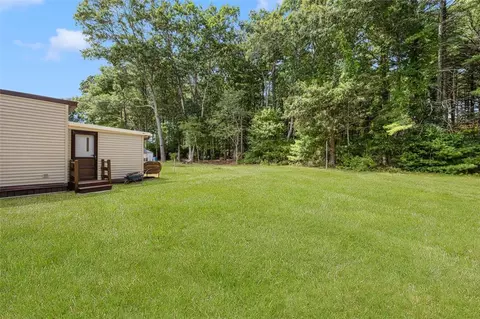 Exterior - 6 Sherwood Valley Ln, Coventry, RI 02816 photo 6 of 11